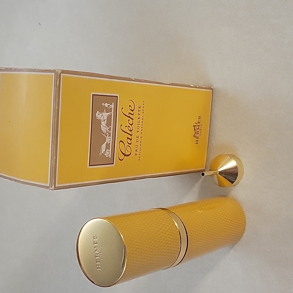 Hermes Yellow and Gold Bath & Body Tool Set - Picture 15 of 16